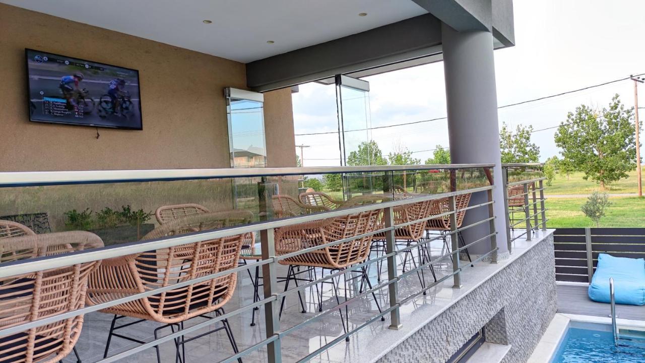 Peloton Inn Paralía Zewnętrze zdjęcie