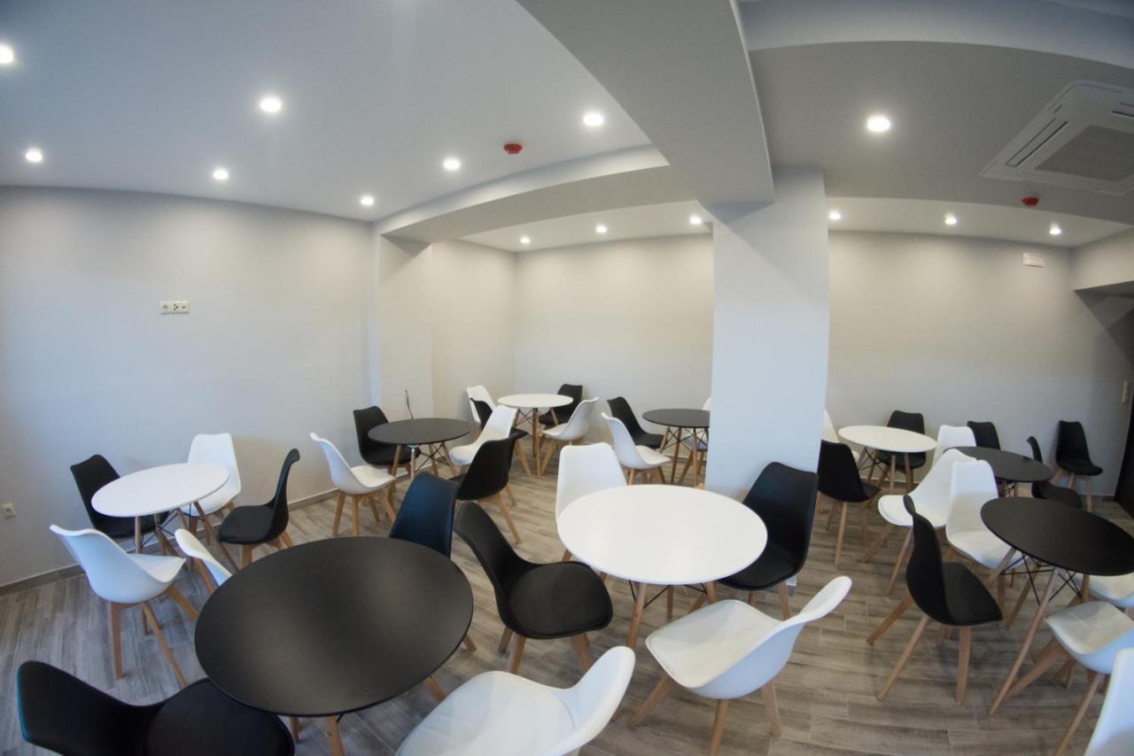 Peloton Inn Paralía Zewnętrze zdjęcie